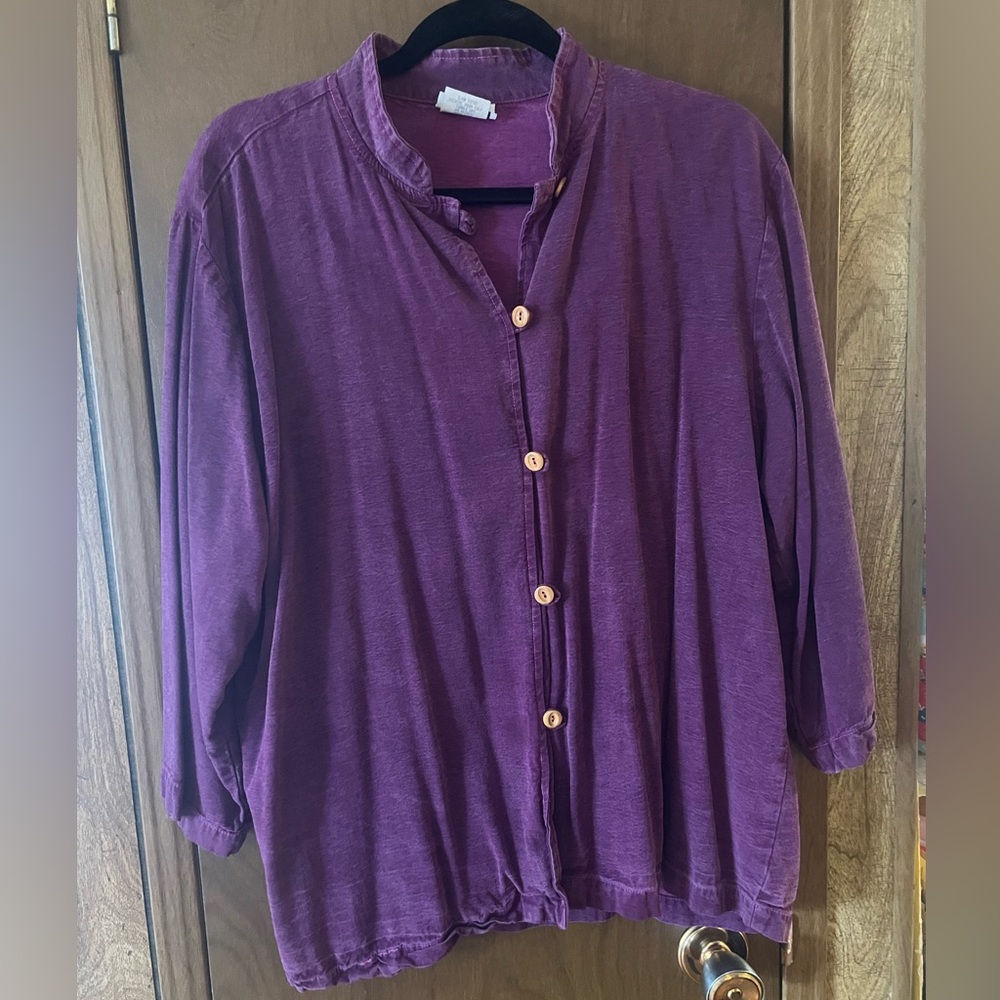 Vintage Clio Purple Button-Up Women's Top
